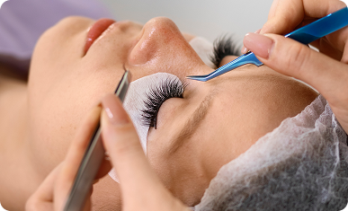 Servicios de pestaña Lifting, pestañas pelo a pelo y volumen Salón de belleza Sun Beauty